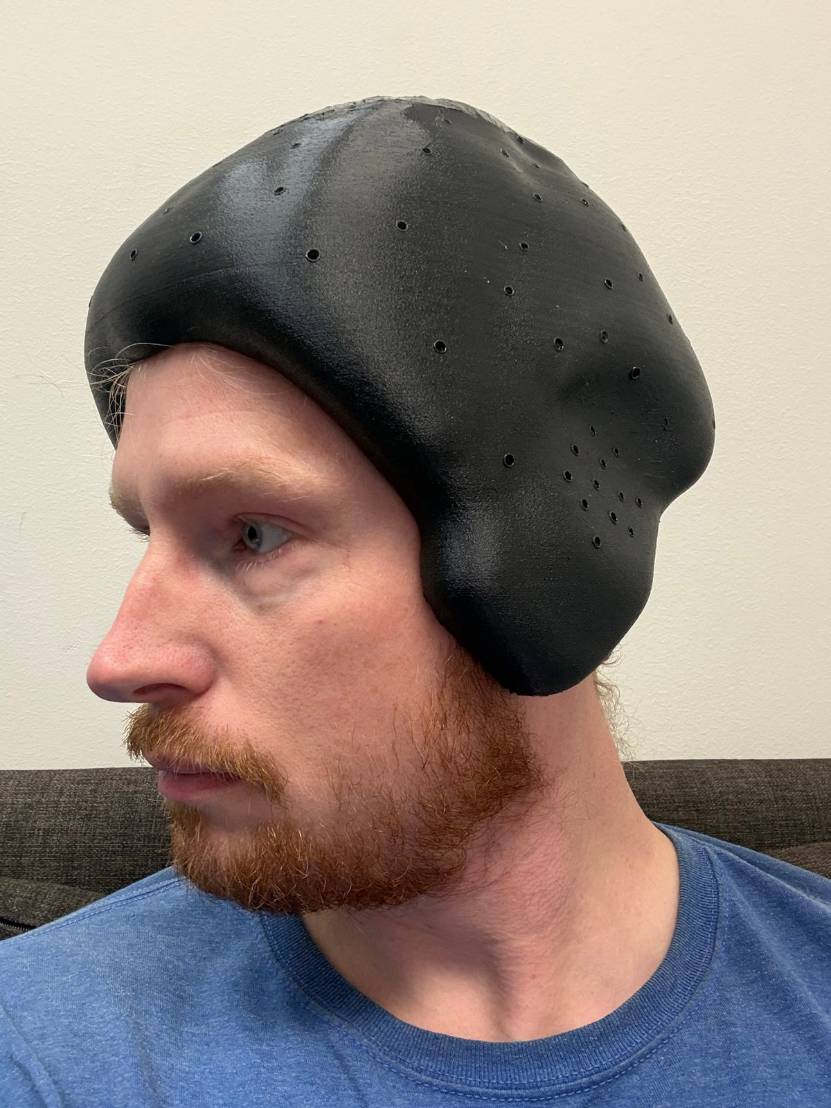 Custom hat liner for a commercial diving helmet